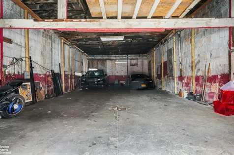 502 E 118th Street New York City NY 10035