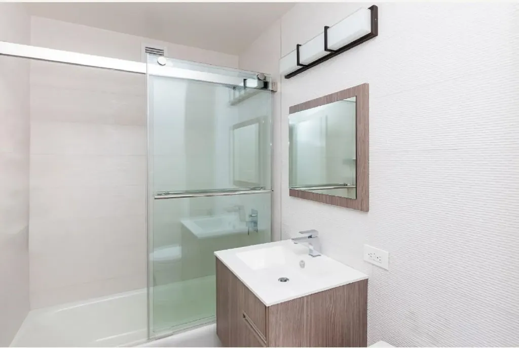 2521 Palisade Avenue New York City NY 10463