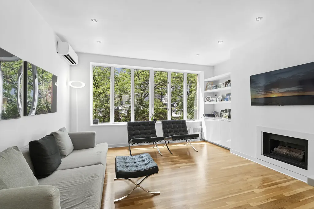 152 E 63rd Street New York City NY 10065
