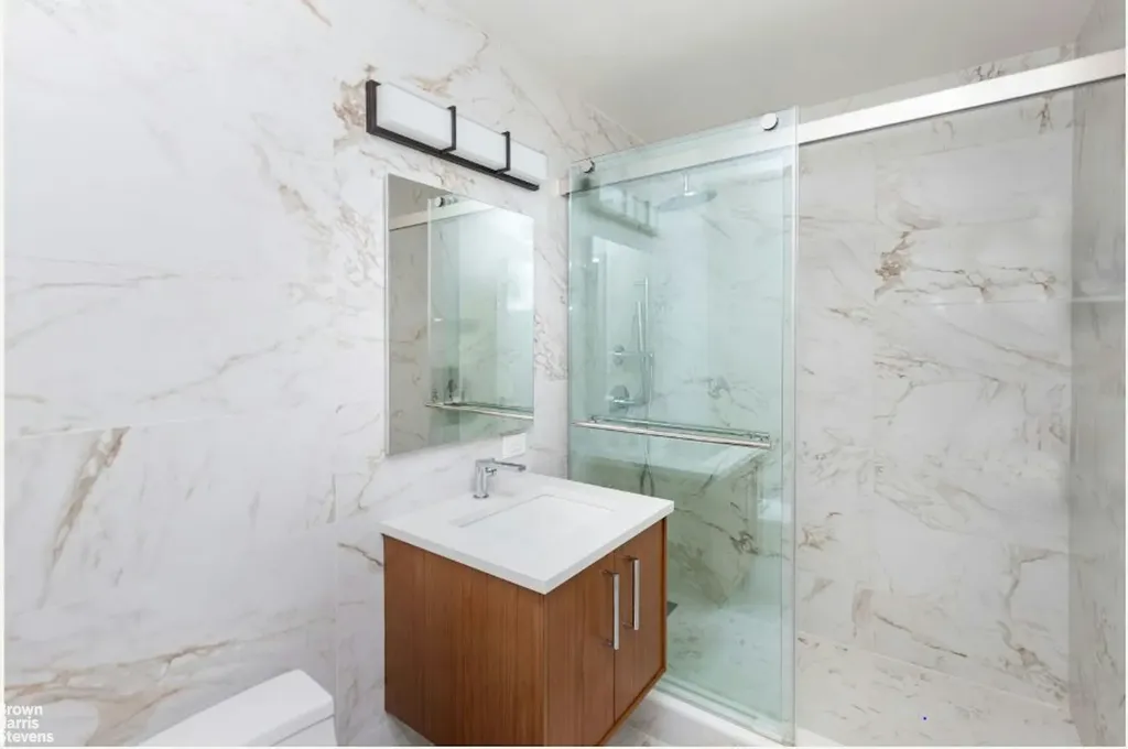 2521 Palisade Avenue New York City NY 10463