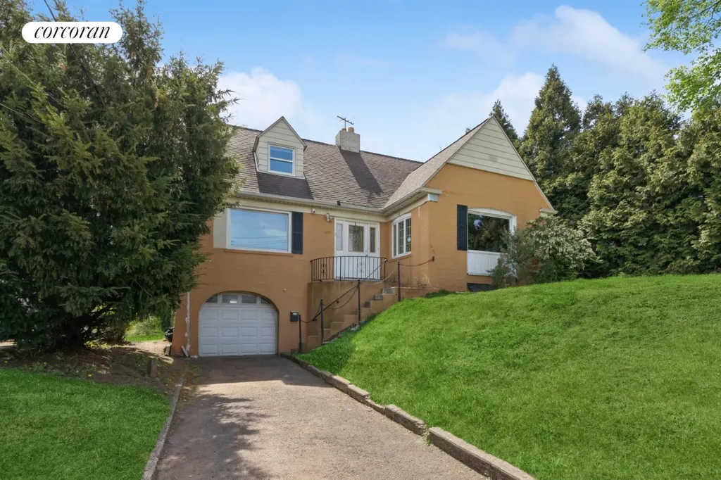 1197 Todt Hill Road New York City NY 10304