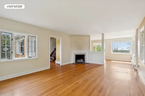 1197 Todt Hill Road New York City NY 10304