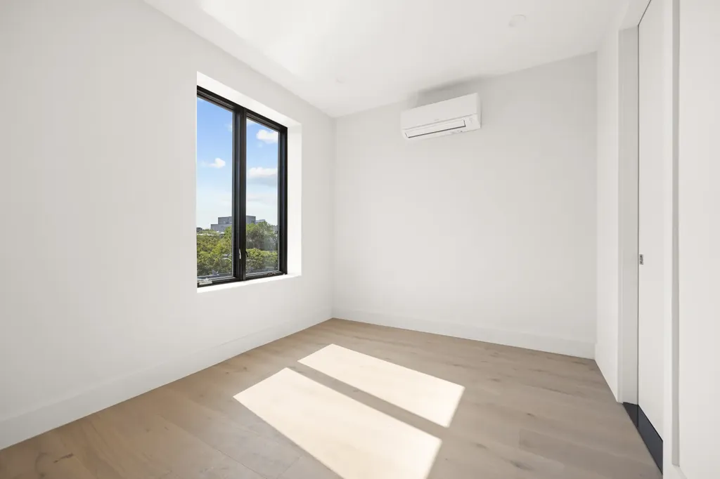 1048 Flushing Avenue New York City NY 11237