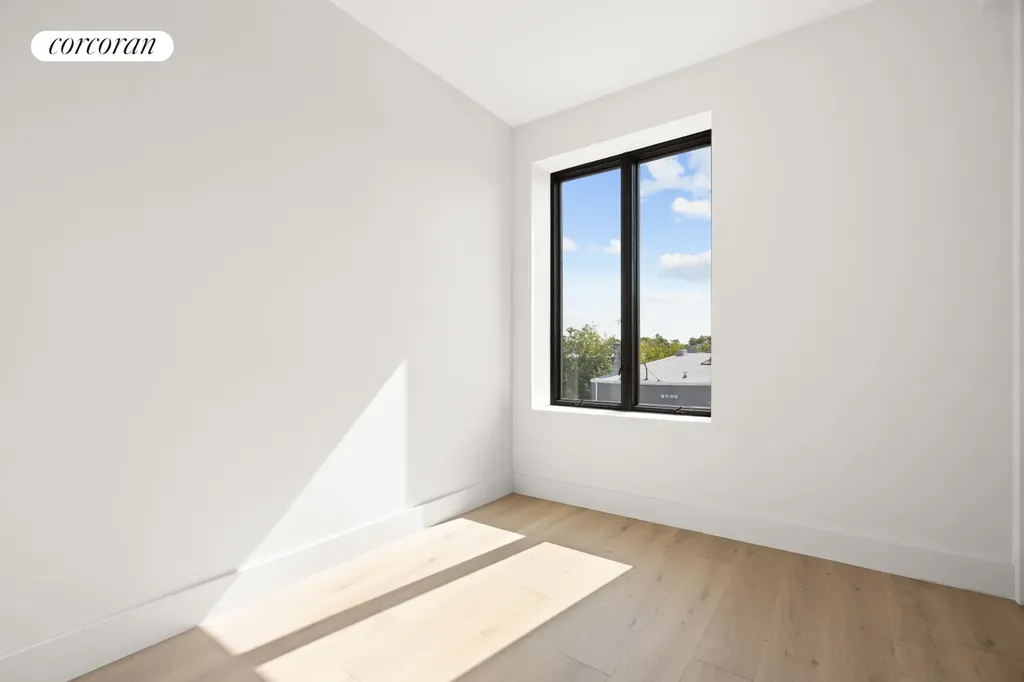 1048 Flushing Avenue New York City NY 11237
