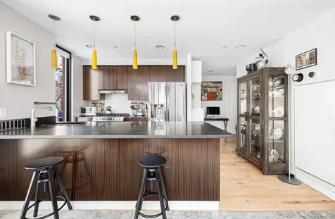 215 Ave B New York City NY 10009