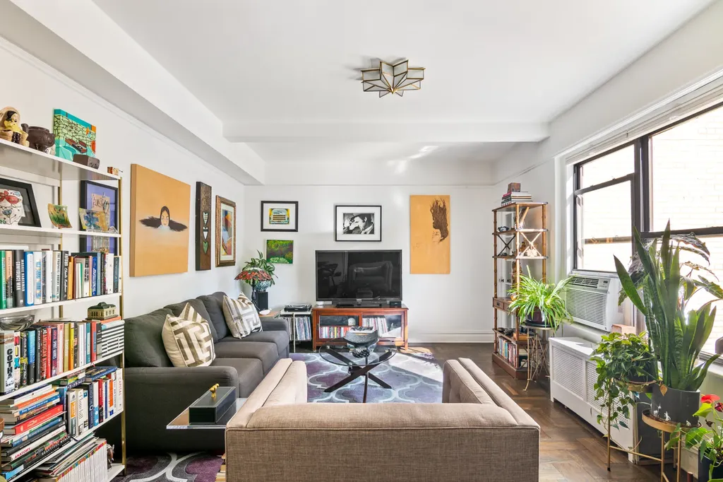 317 W 87th Street New York City NY 10024