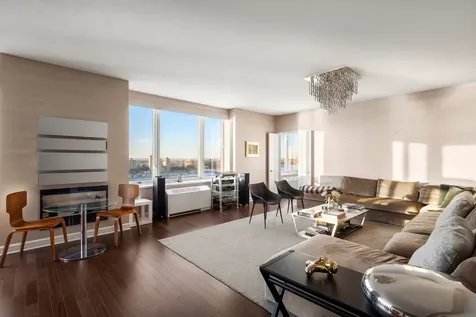 80 Riverside Boulevard New York City NY 10069