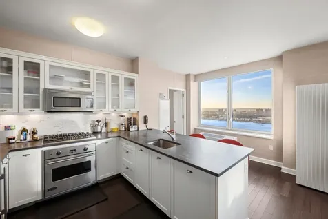 80 Riverside Boulevard New York City NY 10069