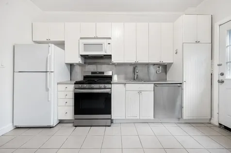 131 E 29th Street New York City NY 10016
