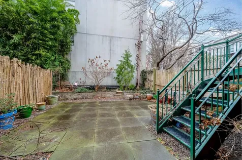 162 Hoyt Street New York City NY 11217