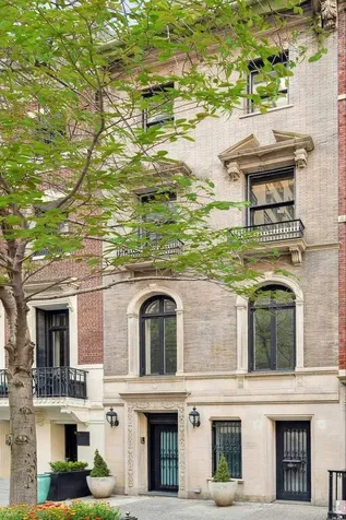 123 E 69th Street New York City NY 10021
