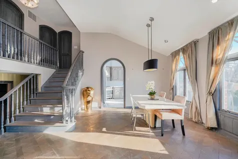 333 Mayfair Drive N New York City NY 11234