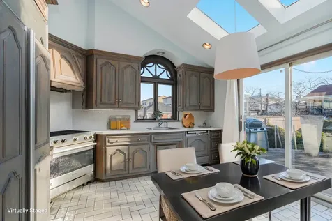 333 Mayfair Drive N New York City NY 11234