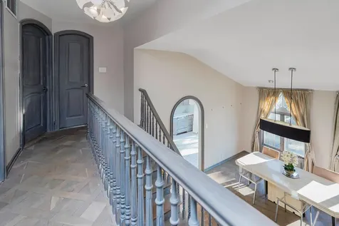 333 Mayfair Drive N New York City NY 11234