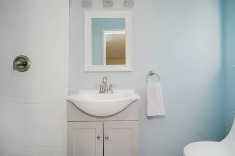 333 Mayfair Drive N New York City NY 11234