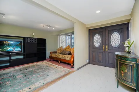 333 Mayfair Drive N New York City NY 11234