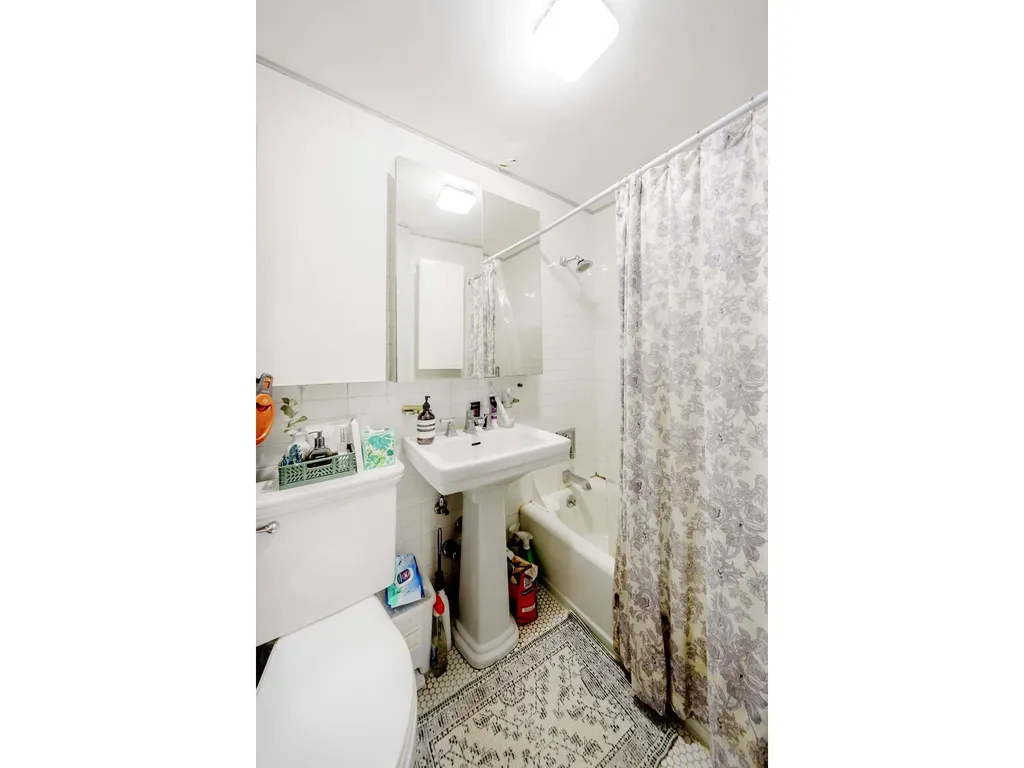223 E 78th Street New York City NY 10075