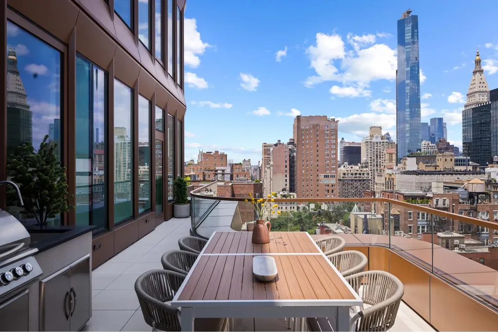 200 E 20th Street New York City NY 10003