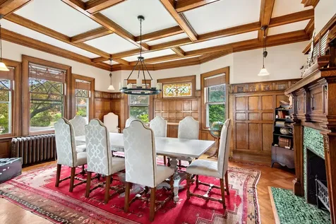 28 Shore Road New York City NY 11363