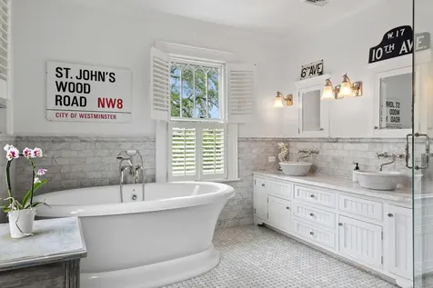 28 Shore Road New York City NY 11363