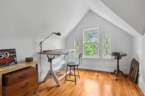 28 Shore Road New York City NY 11363