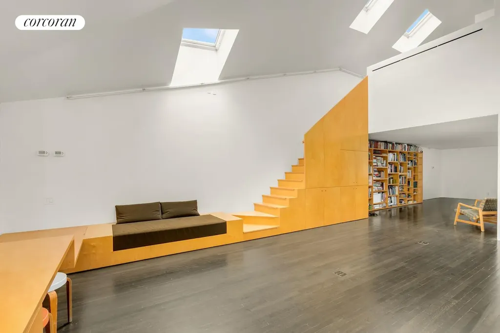 208 Vanderbilt Avenue New York City NY 11205