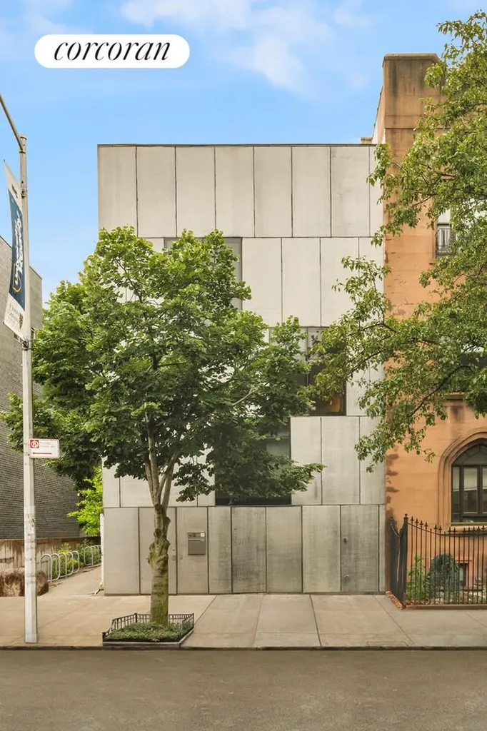 208 Vanderbilt Avenue New York City NY 11205