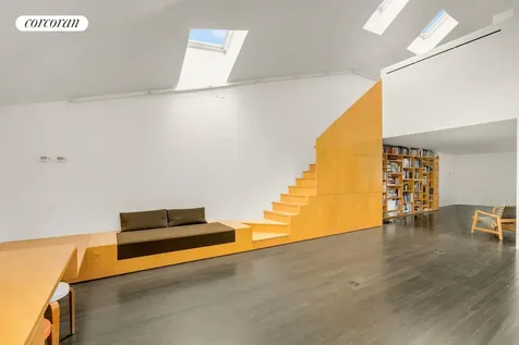 208 Vanderbilt Avenue New York City NY 11205