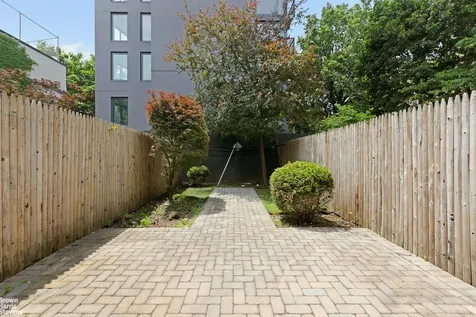 18 Arlington Place New York City NY 11216