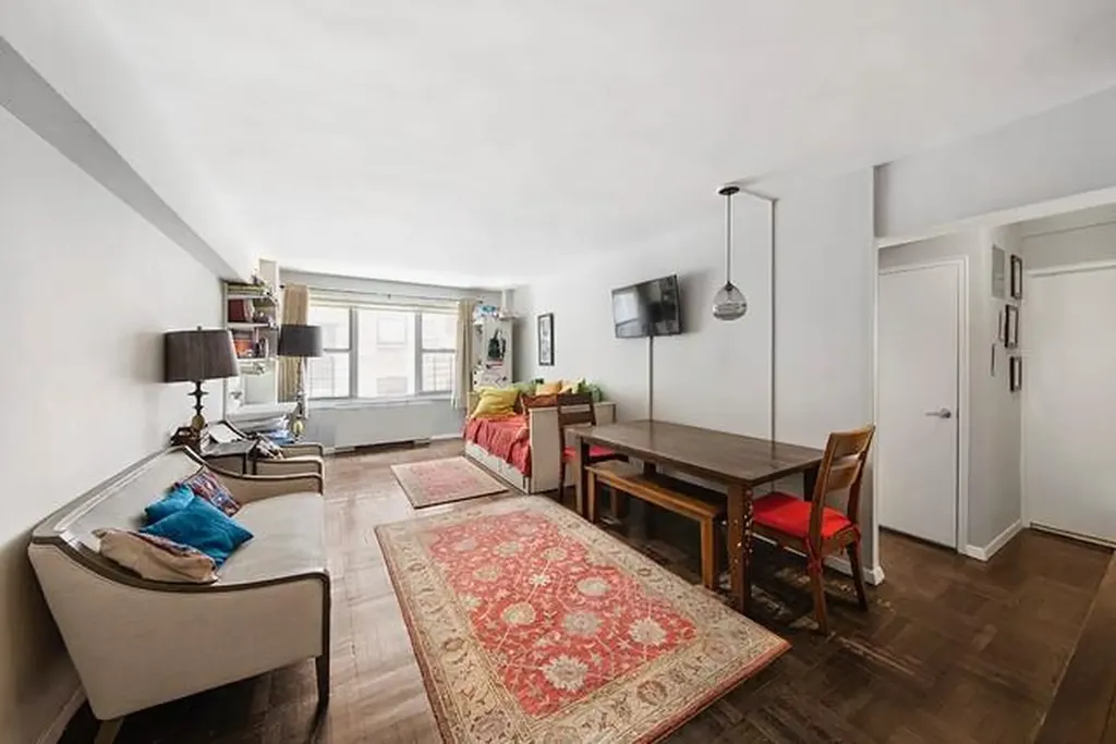 33 Greenwich Avenue New York City NY 10014