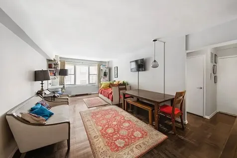 33 Greenwich Avenue New York City NY 10014