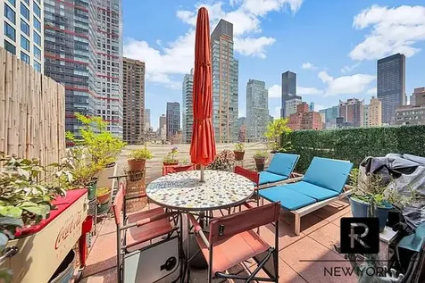 211 E 53rd Street New York City NY 10022