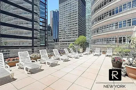 211 E 53rd Street New York City NY 10022