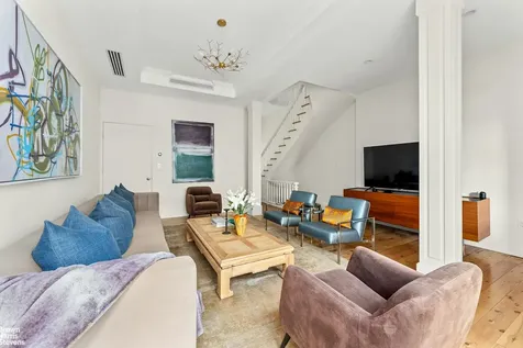 131 E 38th Street New York City NY 10016
