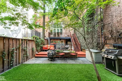 131 E 38th Street New York City NY 10016