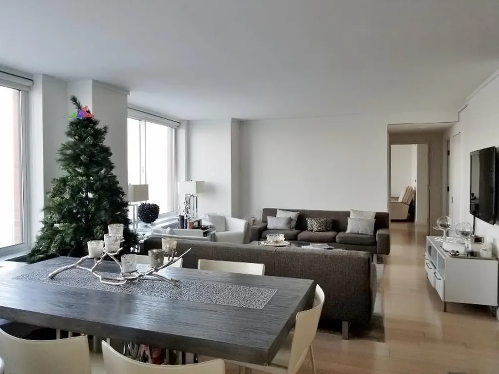 212 Warren Street New York City NY 10282