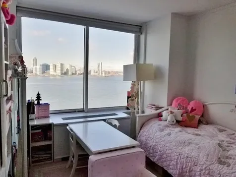 212 Warren Street New York City NY 10282