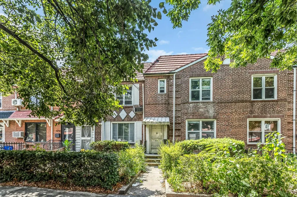 32-50 77th Street New York City NY 11370