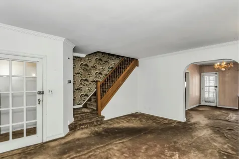 32-50 77th Street New York City NY 11370