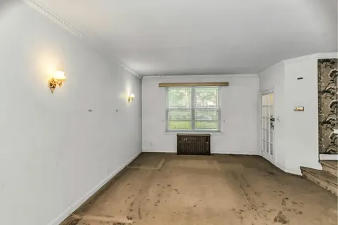 32-50 77th Street New York City NY 11370