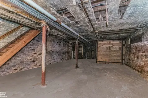 637 Saratoga Avenue New York City NY 11212
