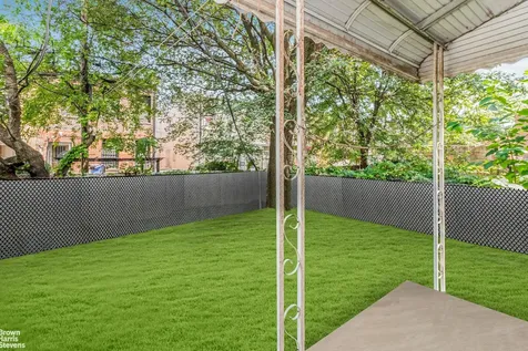 637 Saratoga Avenue New York City NY 11212