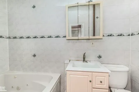 637 Saratoga Avenue New York City NY 11212