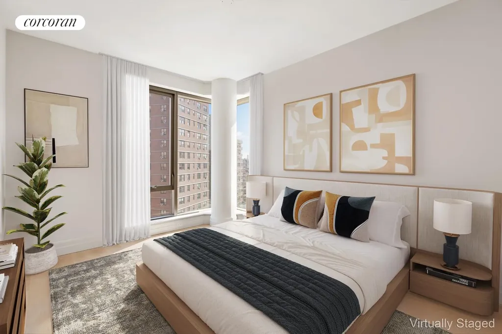 222 E Broadway New York City NY 10002