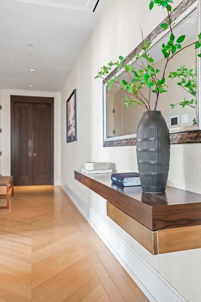 212 W 18th Street New York City NY 10011