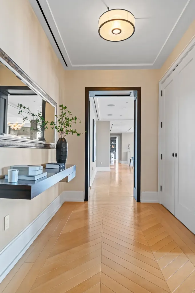 212 W 18th Street New York City NY 10011