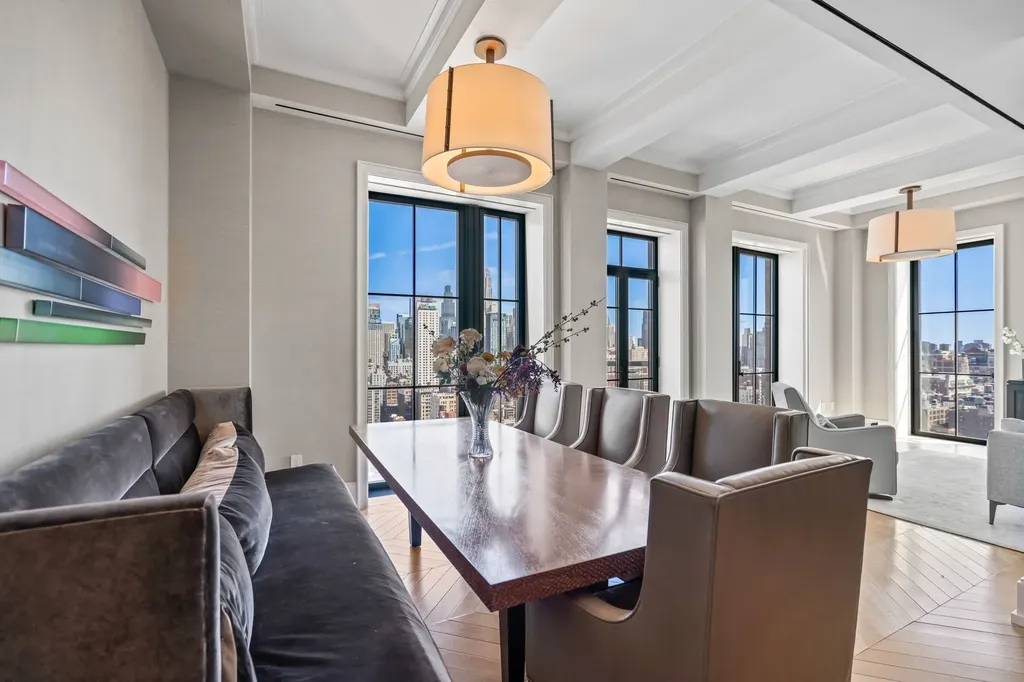 212 W 18th Street New York City NY 10011