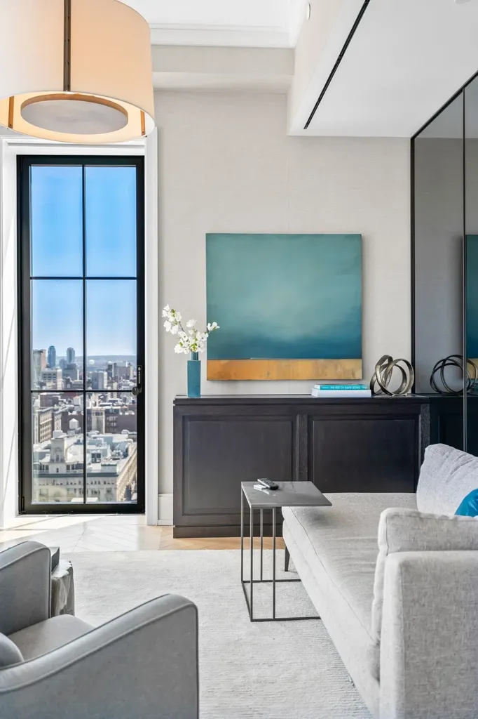 212 W 18th Street New York City NY 10011
