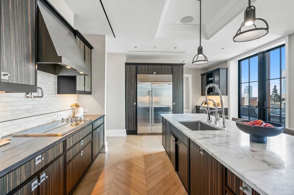 212 W 18th Street New York City NY 10011