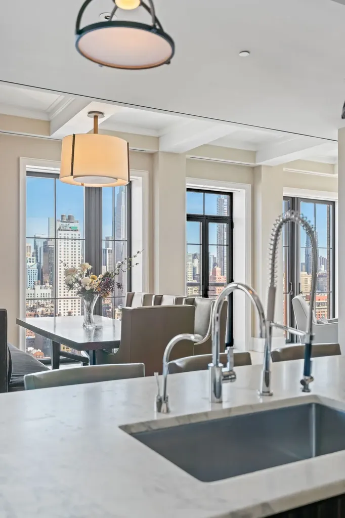 212 W 18th Street New York City NY 10011